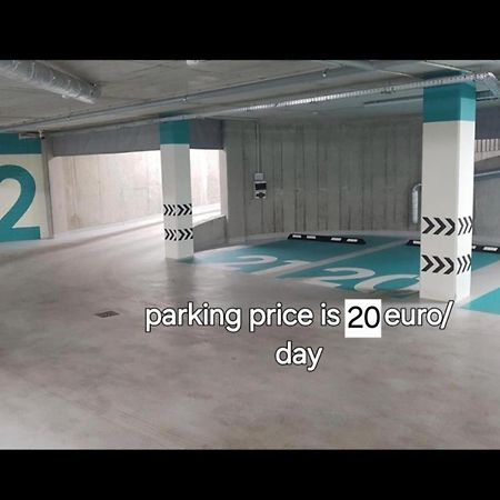 Happy Inn Presidential, Self Check-In, Parking In The Underground Garage วิลนีอุส ภายนอก รูปภาพ