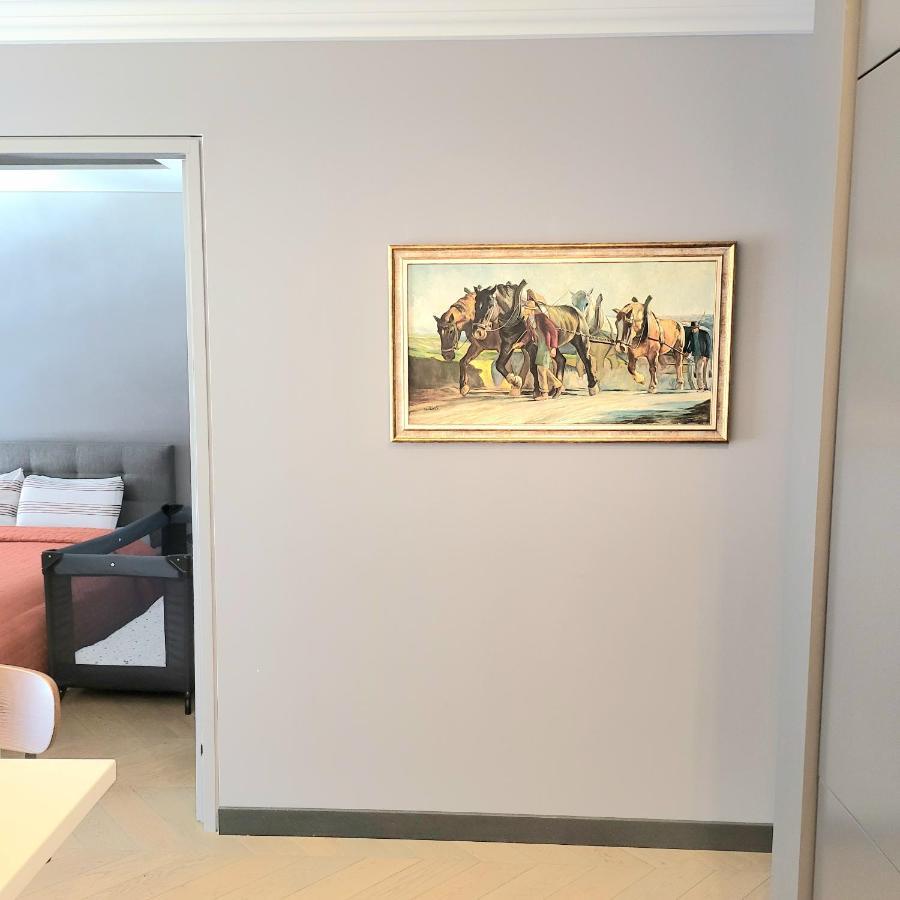 Happy Inn Presidential, Self Check-In, Parking In The Underground Garage วิลนีอุส ภายนอก รูปภาพ
